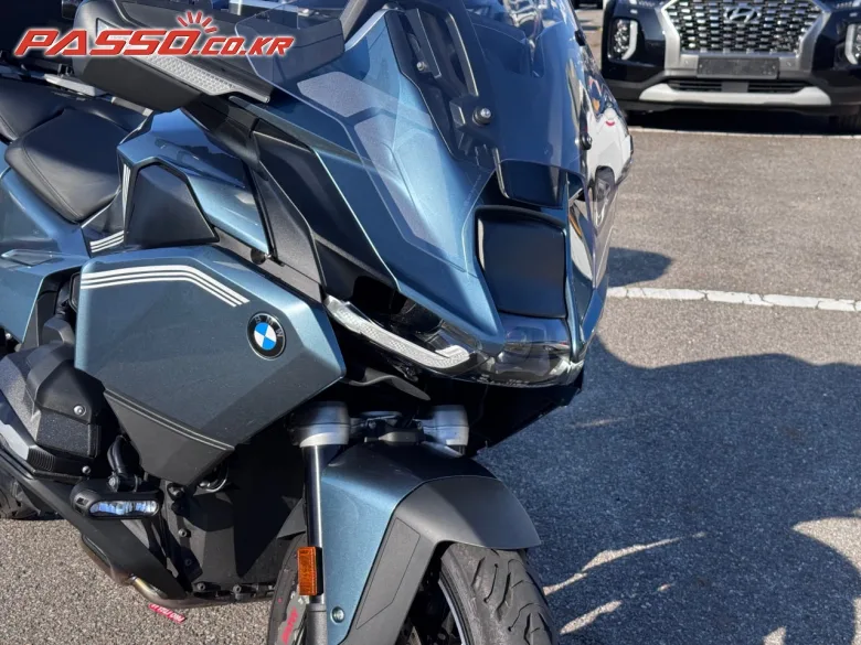 BMW R 1300 RT 2026 건메탈 사진 2