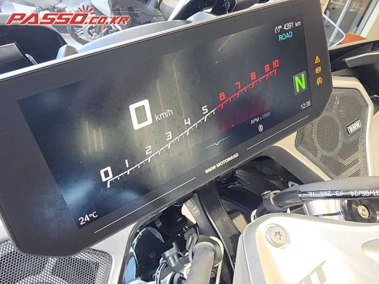 BMW R 1300 RT 2025 블랙 사진 5