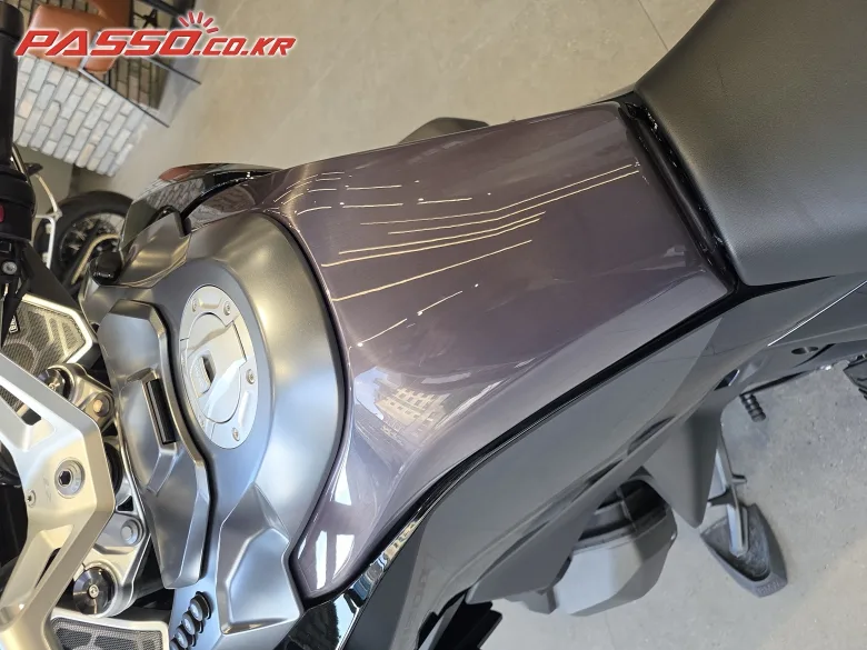 BMW R 1300 RT 2025 블랙 사진 6
