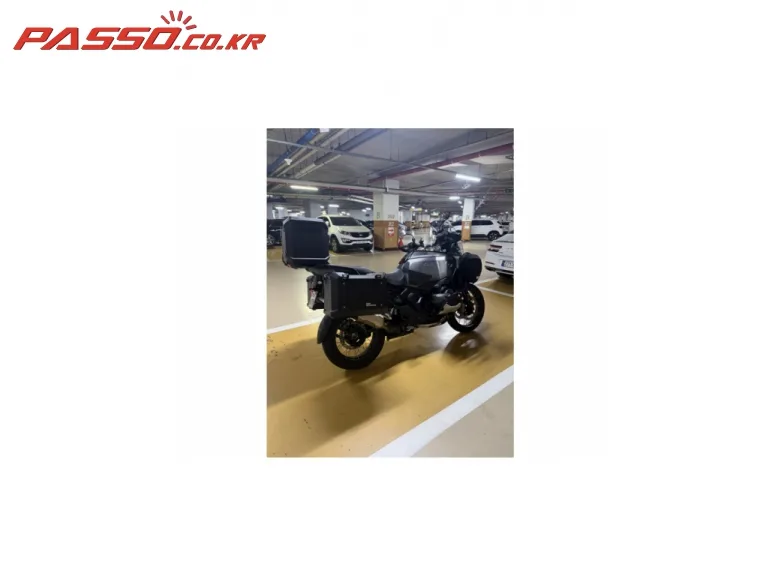 BMW R 1300 GS 어드벤쳐 2026 블랙 사진 1
