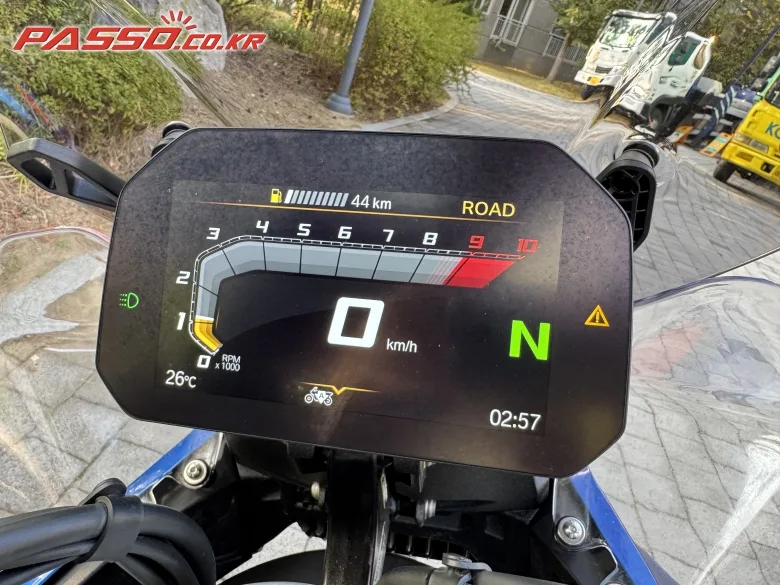BMW R 1300 GS 2023 블루 사진 8