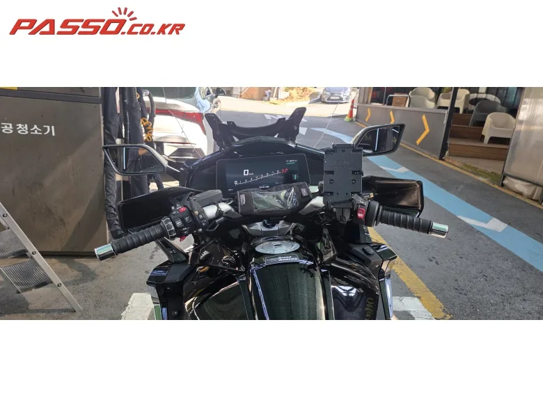 BMW K 1600 그랜드 아메리카 2022 블랙 사진 4