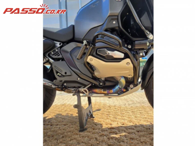 BMW R 1300 GS 어드벤쳐 2025 블랙 사진 5