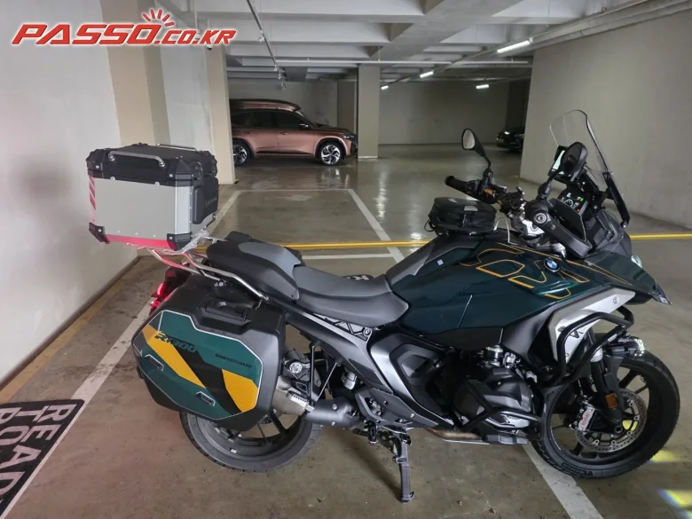 BMW R 1300 GS 2025 네이비 사진 1
