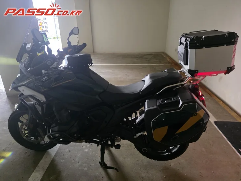 BMW R 1300 GS 2025 네이비 사진 2