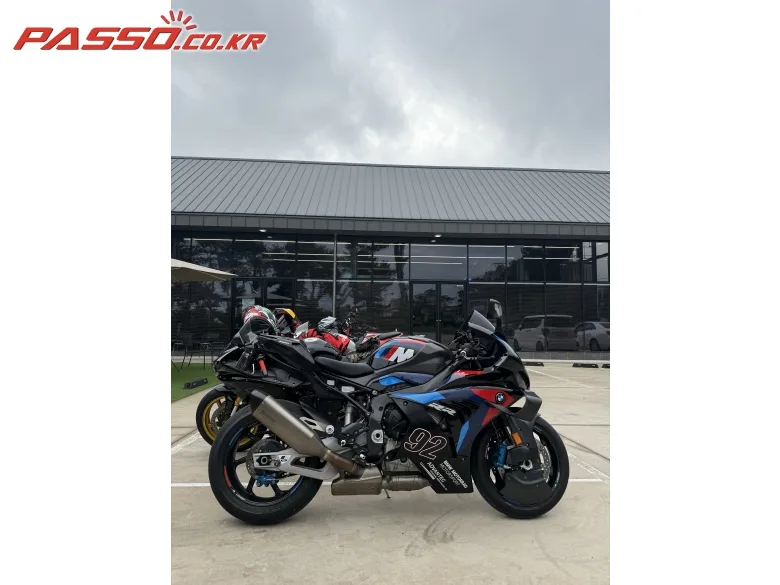 BMW M 1000 RR 2025 네이비 사진 7
