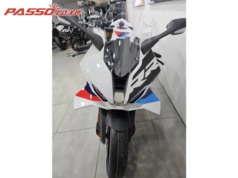 BMW S 1000 RR M패키지 2026 2026 화이트 사진 5