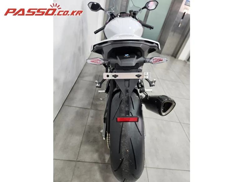 BMW S 1000 RR M패키지 2026 2026 화이트 사진 7