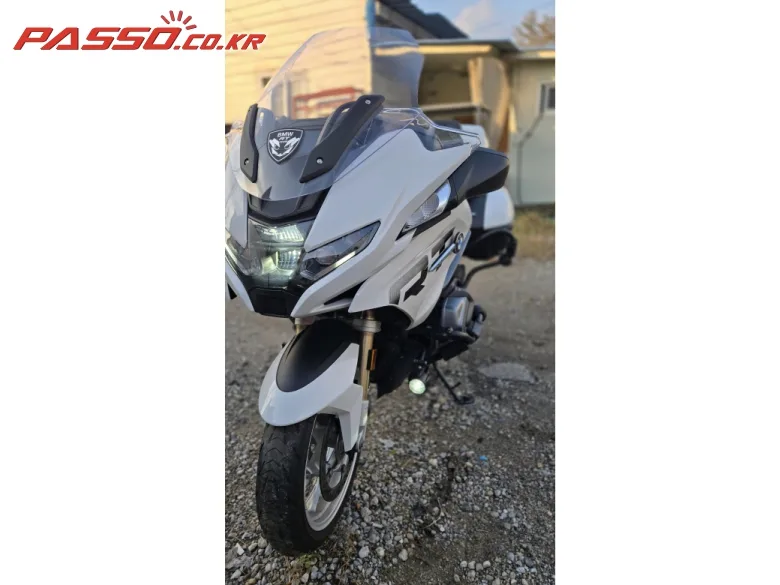 BMW R 1250 RT 2024 화이트 사진 7