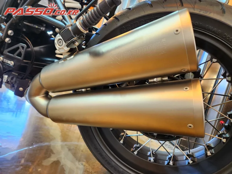 BMW R 나인 T 2023 블랙 사진 7