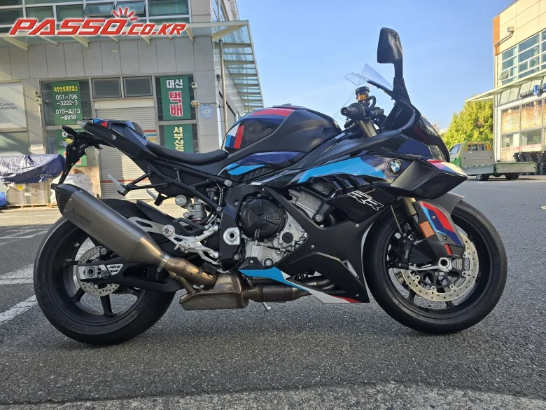 BMW S 1000 RR 2025 블루 사진 1