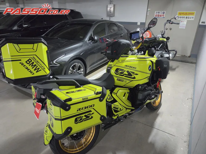 BMW R 1300 GS 어드벤쳐 2025 건메탈 사진 1