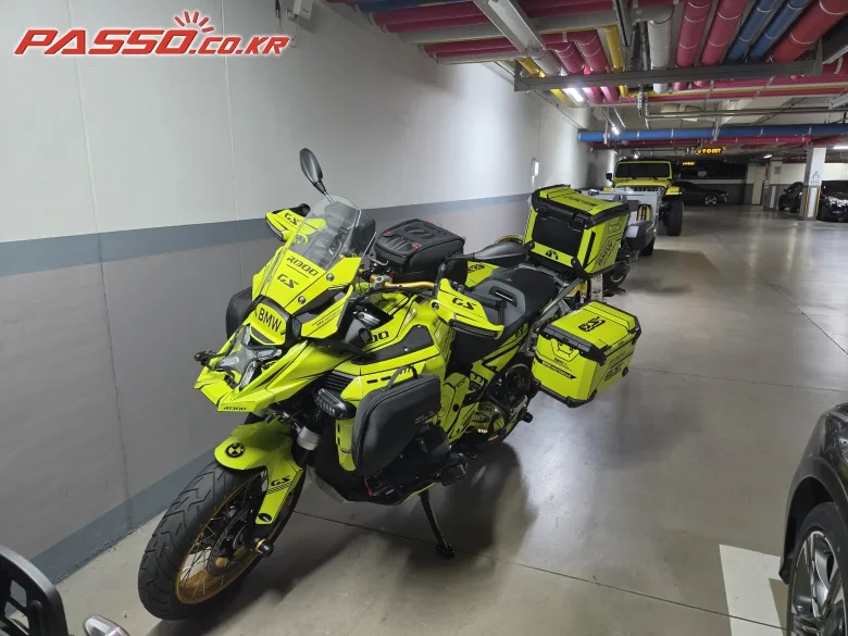 BMW R 1300 GS 어드벤쳐 2025 건메탈 사진 2