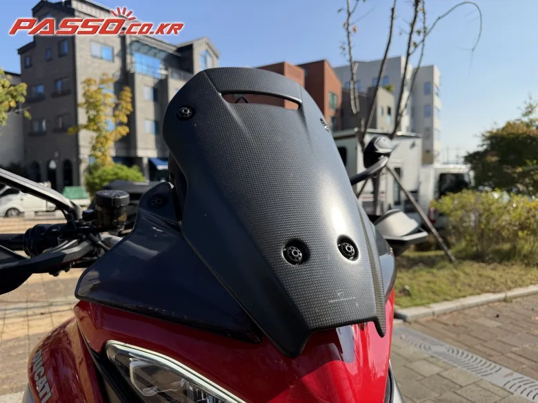 두카티 멀티스트라다 V4 S 2021 버건디 사진 4
