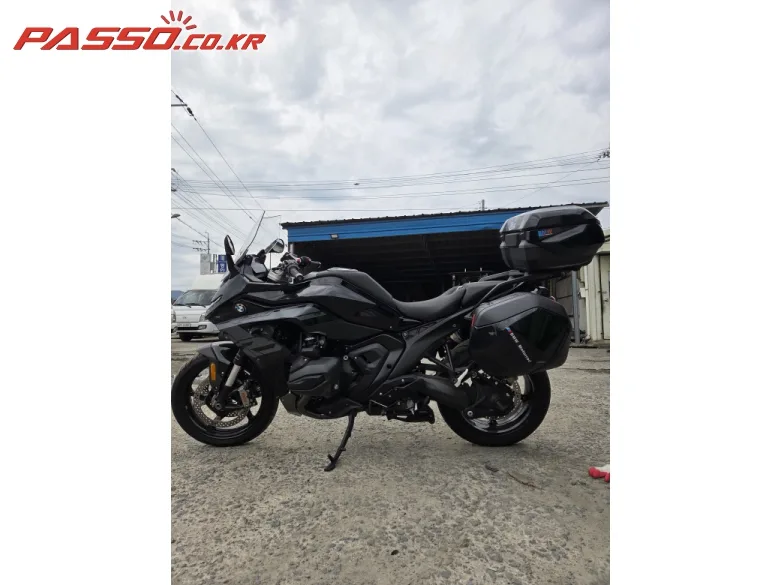 BMW R 1300 RS 2026 블랙 사진 2