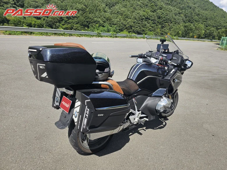 BMW R 1250 RT 2023 블랙 사진 1