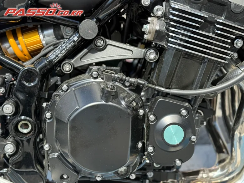 가와사키 Z 900 RS SE 스페셜 에디션 2027 레드 사진 5