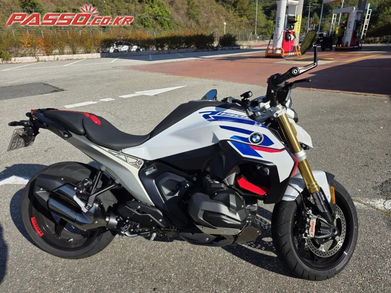 BMW R 1300 R 2026 화이트 사진 1