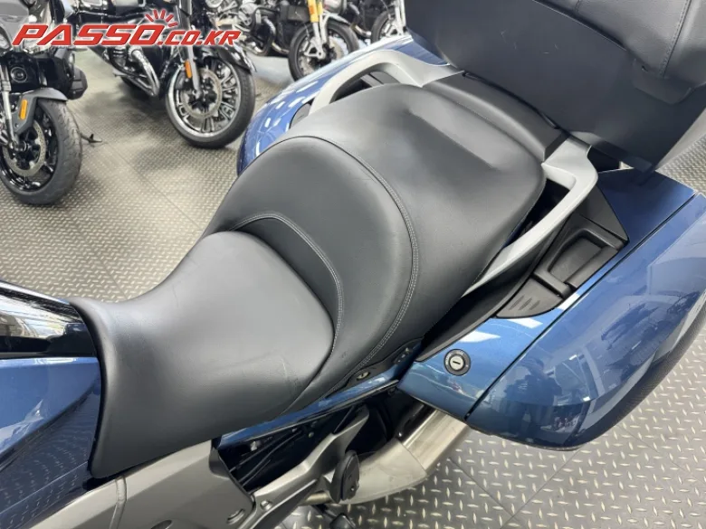 BMW K 1600 GTL 2026 네이비 사진 8