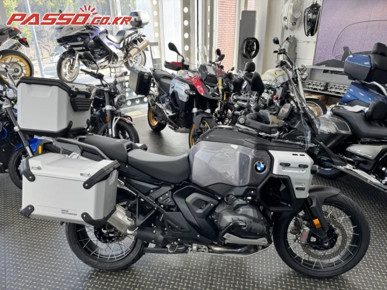BMW R 1300 GS 어드벤쳐 2026 화이트 사진 1