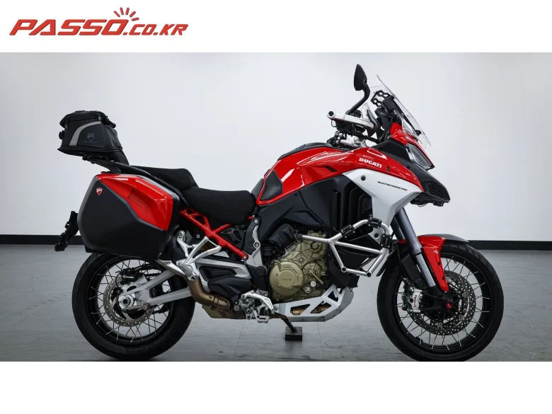 두카티 멀티스트라다 V4 S 2021 레드 사진 1