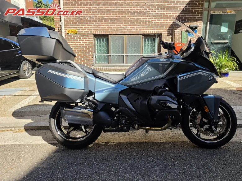 BMW R 1300 RT 2026 블랙 사진 1