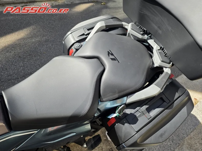 BMW R 1300 RT 2026 블랙 사진 8