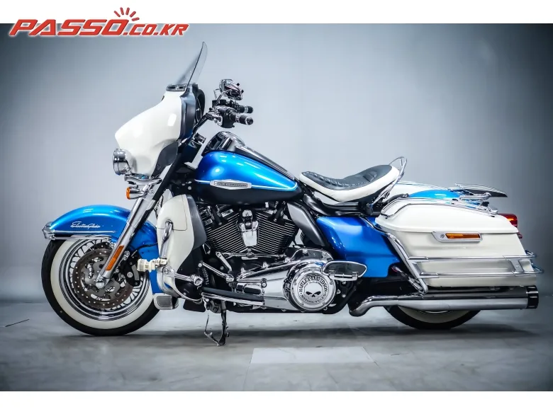 할리데이비슨 일렉트라 글라이드 리바이벌 2021 블루 사진 2