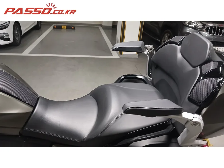 BMW K 1600 그랜드 아메리카 2024 블랙 사진 8