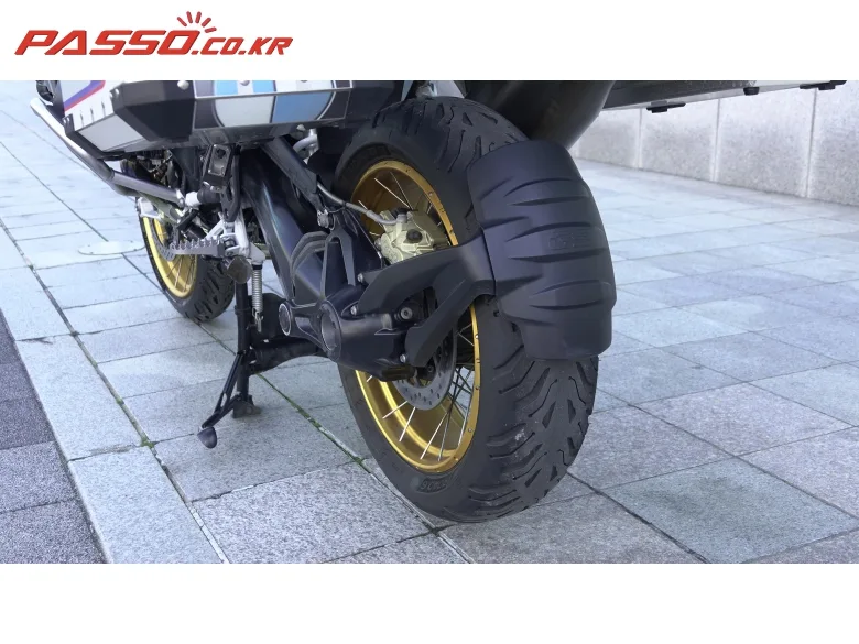 BMW R 1250 GS 어드벤처 2022 화이트 사진 3