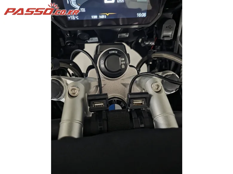 BMW R 1250 GS 어드벤처 2022 화이트 사진 4