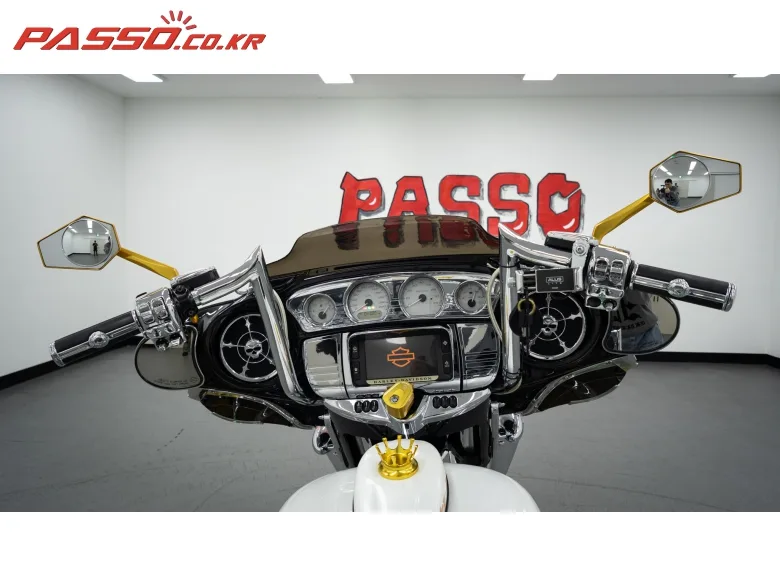 할리데이비슨 스트리트 글라이드 2017 화이트 사진 4