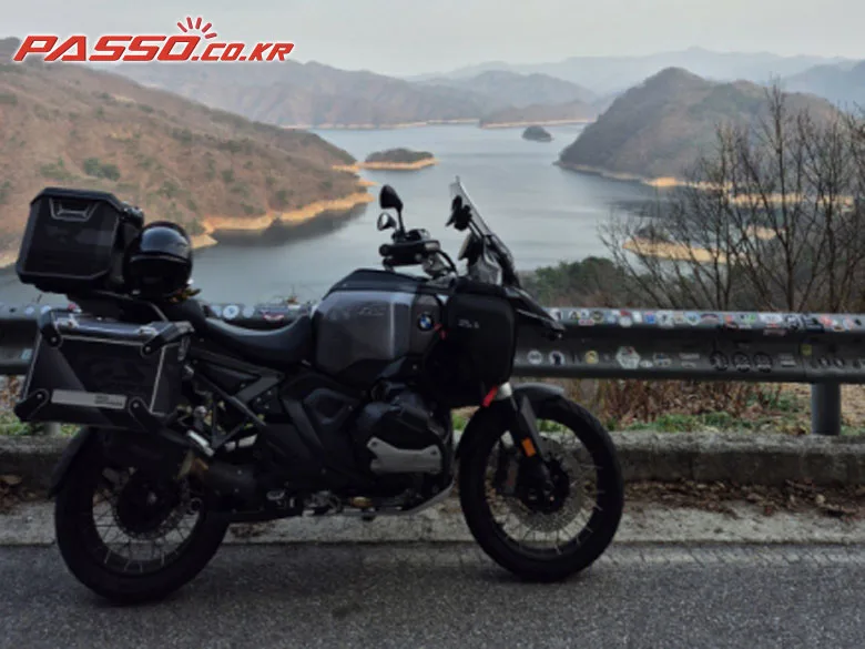 BMW R 1300 GS 어드벤쳐 2026 블랙 사진 1