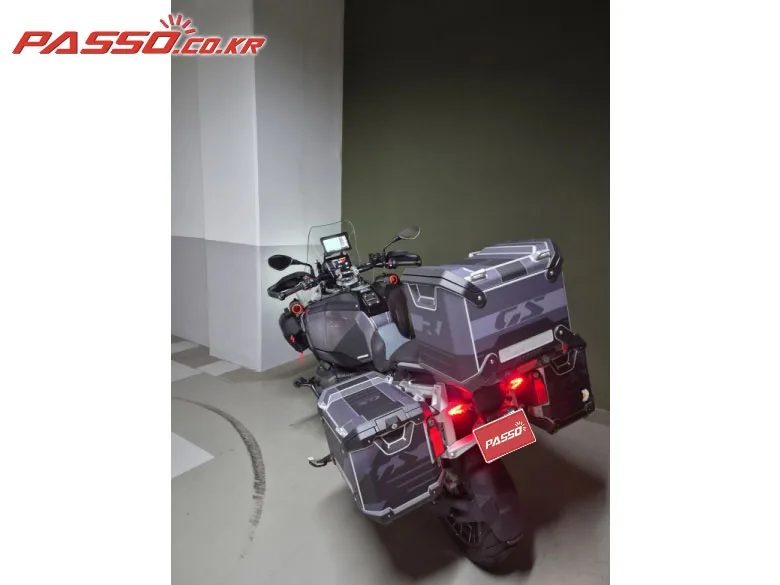 BMW R 1300 GS 어드벤쳐 2026 블랙 사진 6