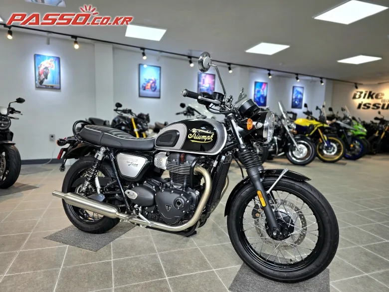 트라이엄프 본네빌 T100 2025 화이트 사진 2
