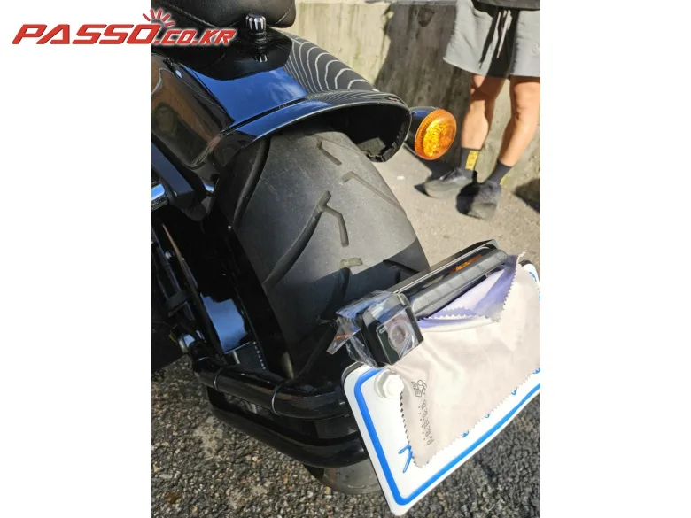 할리데이비슨 소프테일 로우라이더 S 2022 네이비 사진 6