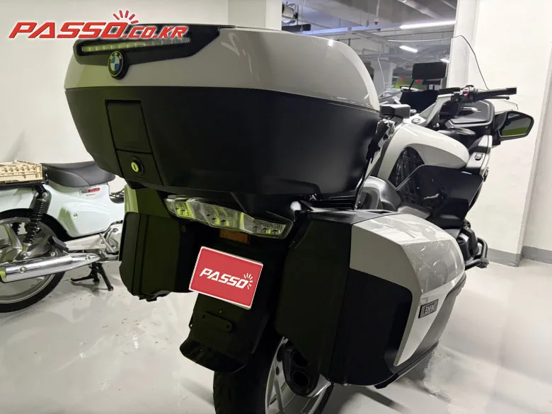 BMW R 1250 RT 2024 화이트 사진 3