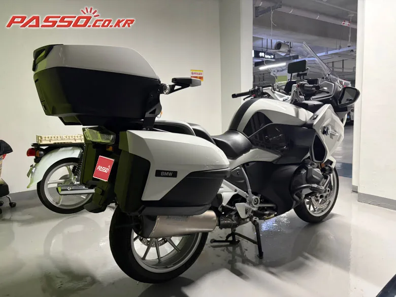 BMW R 1250 RT 2024 화이트 사진 8