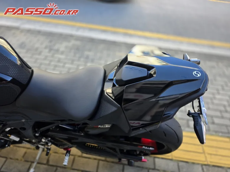 BMW S 1000 RR 2025 블루 사진 8