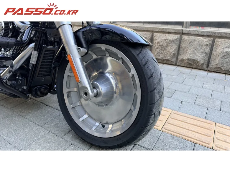 할리데이비슨 팻보이 114 2019 블랙 사진 6
