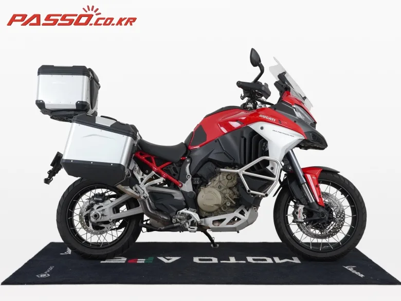 두카티 멀티스트라다 V4 S 2022 레드 사진 1