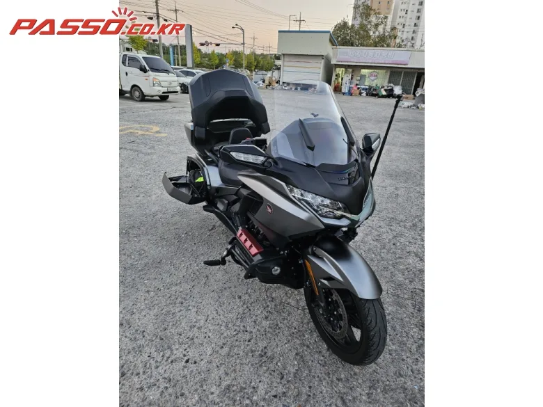 혼다 골드윙 MT 2023 실버 사진 5