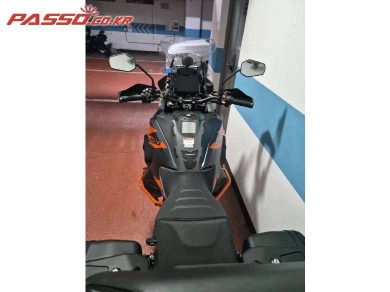 KTM 1290 슈퍼 어드벤쳐 S 2021 오렌지 사진 4