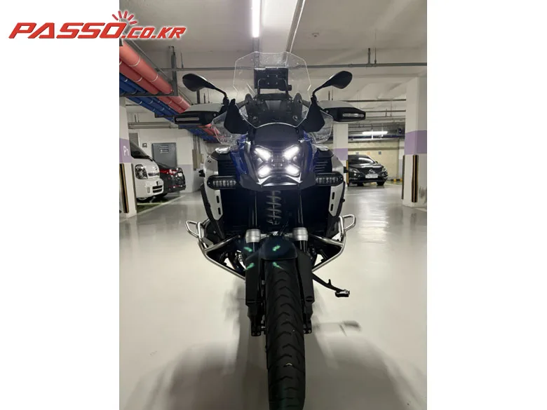 BMW R 1300 GS 어드벤쳐 2025 화이트 사진 8