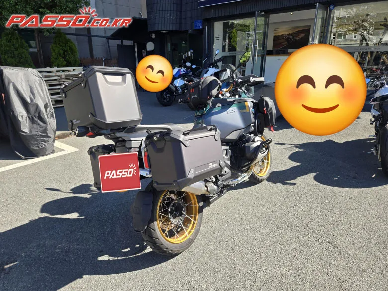 BMW R 1300 GS 어드벤쳐 2026 블랙 사진 6