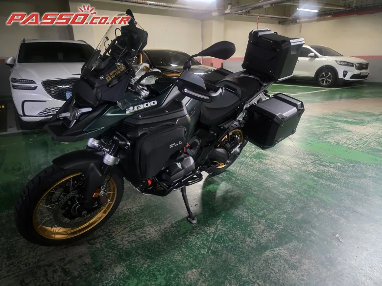 BMW R 1300 GS 어드벤쳐 2026 블랙 사진 8