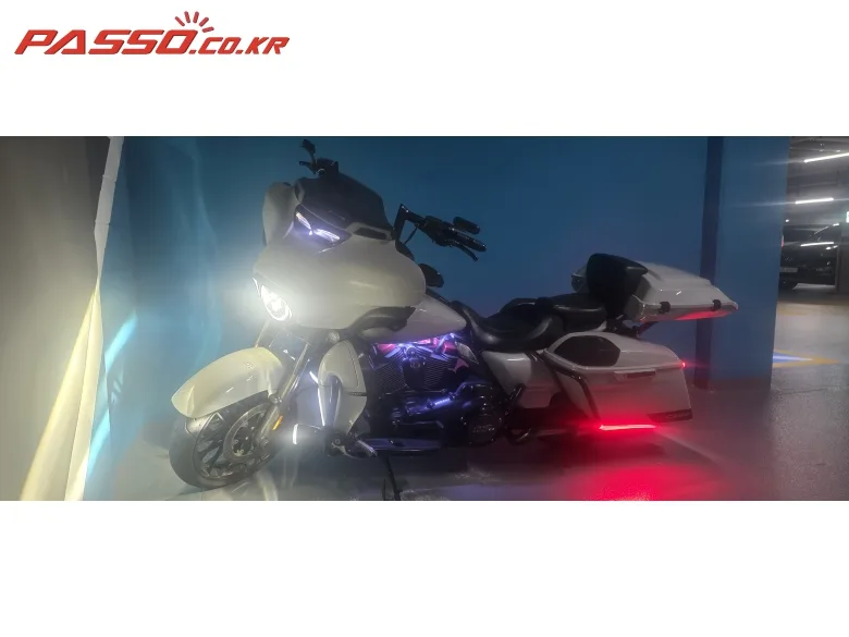 할리데이비슨 CVO 스트리트 글라이드 2020 블랙 사진 7