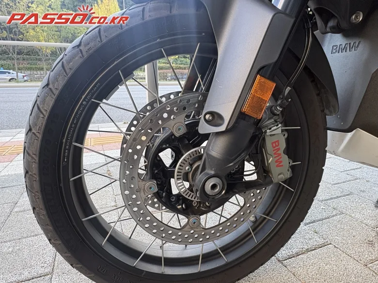 BMW R 1300 GS 어드벤쳐 2025 블랙 사진 5