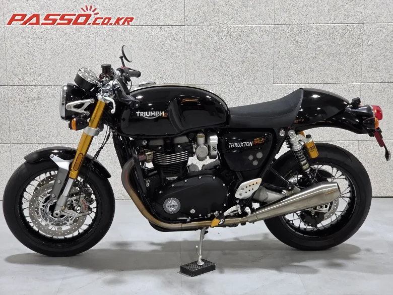 트라이엄프 트럭스턴 RS 2020 블랙 사진 5
