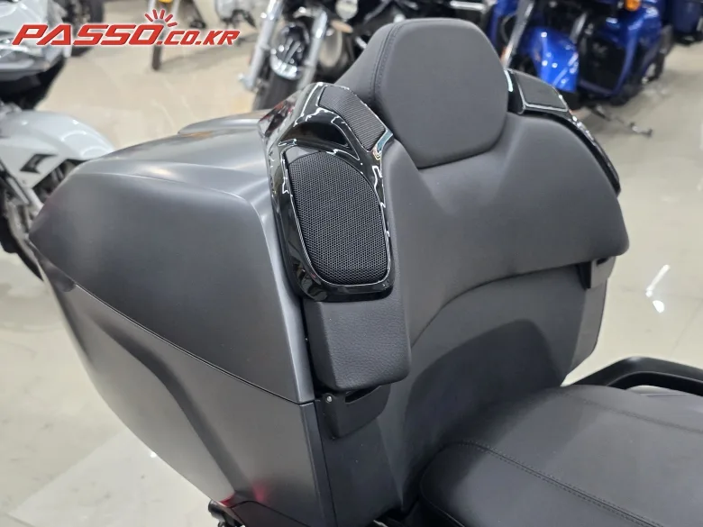 BMW K 1600 그랜드 아메리카 2026 블랙 사진 8